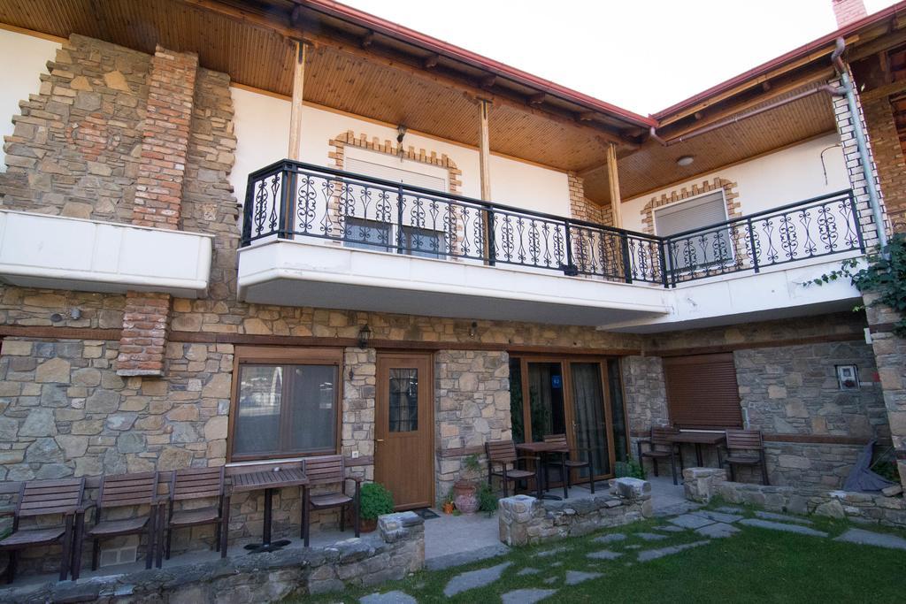 Spitiko Daire Káto Loutrákion Dış mekan fotoğraf