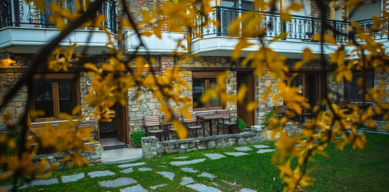 Spitiko Daire Káto Loutrákion Dış mekan fotoğraf